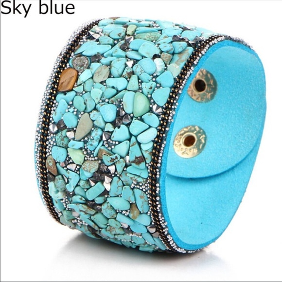 Jewelry - Gorgeous Cuff Bracelet